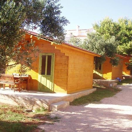 Bungalows Starine Tribunj Tribalj Exterior foto